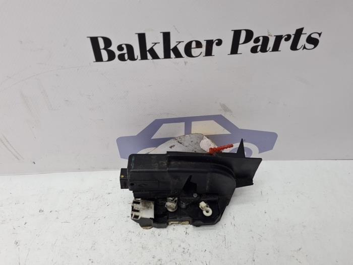 Deurslot Mechaniek 4Deurs links-voor van een Renault Laguna, Auto-onderdelen, Carrosserie, Renault, Gebruikt, 3 maanden garantie