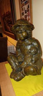 Bronzen Vrouwtje 60 jaar oud, weegt 25 kg, Ophalen