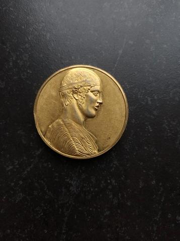 Médaille Chariote 80 grammes ! Plaqué or 24 carats sur bronz