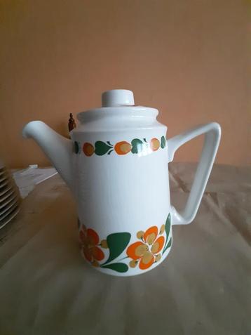 Kan, pot keramiek StavengerFlint Norway beschikbaar voor biedingen