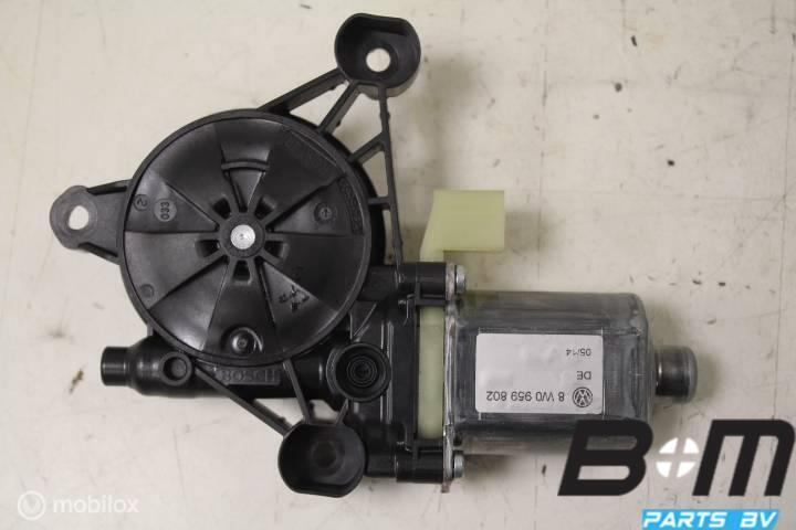 Raammotor RV of RA Audi Q7 4M 8W0959802, Auto-onderdelen, Interieur en Bekleding, Gebruikt