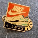 Vintage pin sneaker Nike Air Max, Ophalen of Verzenden, Zo goed als nieuw, Merk, Speldje of Pin