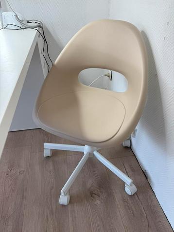 Bureaustoel beige beschikbaar voor biedingen