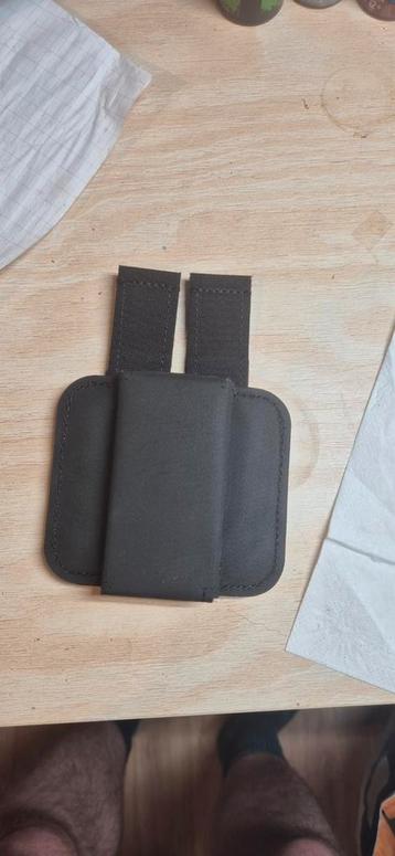 Magnetic Shotgun holster beschikbaar voor biedingen