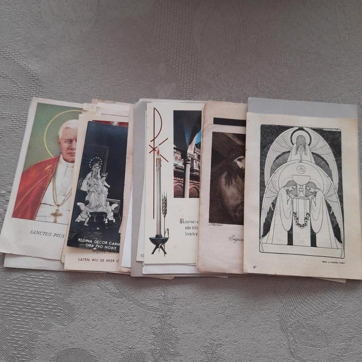 35 oude religie prentjes ( H.Priester-en zusterwijdingen)., Verzamelen, Religie, Ophalen of Verzenden