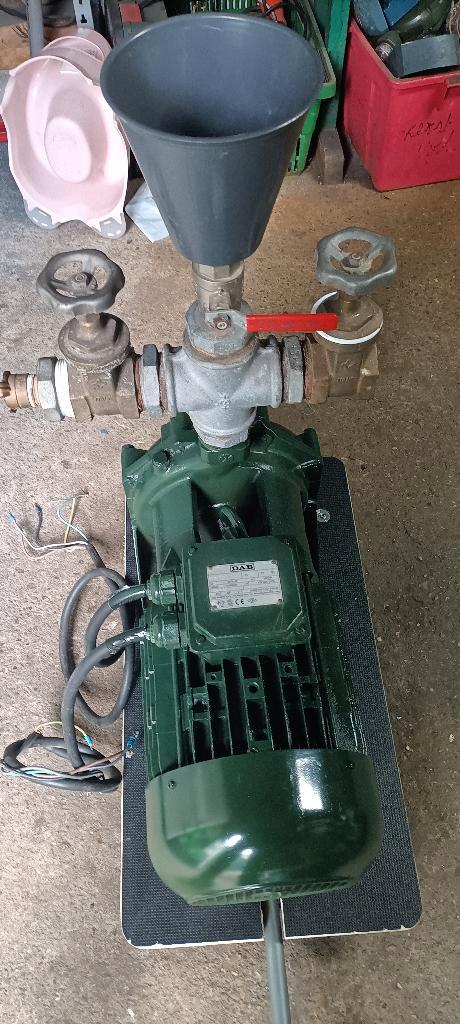 dab k70/300t waterpomp, Tuin en Terras, Waterpompen, Zo goed als nieuw, Elektrisch, Beregeningspomp, Ophalen