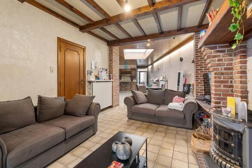 Knussige woning met 3 ruime slaapkamers!, Immo, Maisons à vendre, Province de Flandre-Occidentale, 200 à 500 m², Maison 2 façades