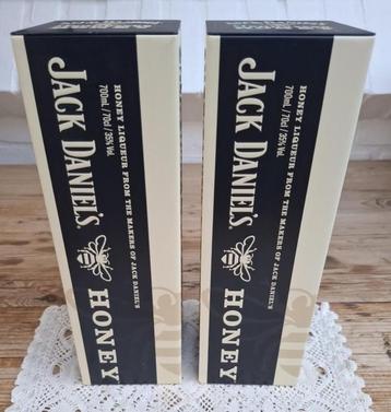 2 Jack Daniel's Honey blikken beschikbaar voor biedingen