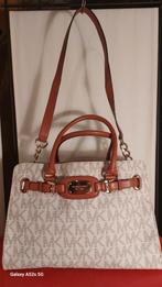 Michael kors  EST.1981., Handtassen en Accessoires, Tassen | Damestassen, Ophalen of Verzenden, Zo goed als nieuw, Beige, Schoudertasje