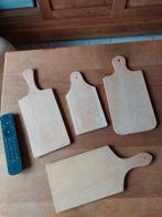 4 planches à tartine différentes en bois, Antiquités & Art