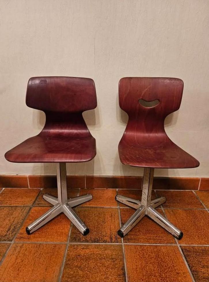 Kinder schoolstoeltjes, Kinderen en Baby's, Kinderkamer | Tafels en Stoelen, Ophalen