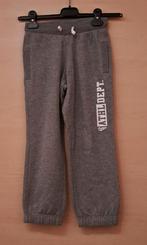 《 Joggingbroek ( maat 116), Broek, Decathlon, Ophalen of Verzenden, Zo goed als nieuw