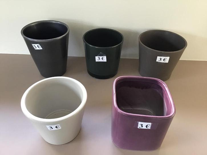 20 tal bloempotten aan slechts 3 euro per pot, Tuin en Terras, Bloempotten, Zo goed als nieuw, Ophalen of Verzenden