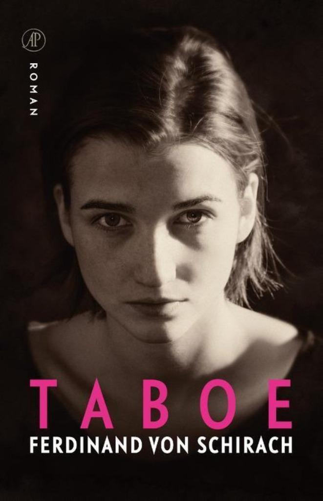 Te Koop Boek TABOE Ferdinand Von Schirach, Boeken, Romans, Zo goed als nieuw, Europa overig, Ophalen of Verzenden