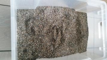 Aquarium grind en toebehoren beschikbaar voor biedingen