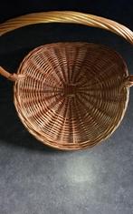 Grand panier en osier, Maison & Meubles, Accessoires pour la Maison | Plataux & Paniers, Osier, Rond, Comme neuf, Enlèvement