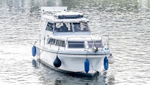 Pleziervaartuig (zonder vaarbewijs), Watersport en Boten, Motorboten en Motorjachten, Gebruikt, Polyester, 9 tot 12 meter, Diesel
