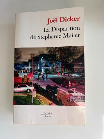 Livre La Disparition de Stephanie Mailer de Joël Dicker disponible aux enchères