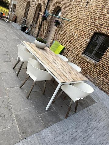 Tuintafel TRIBÚ, Tuin en Terras, Ophalen, Gebruikt, Rechthoekig, Overige materialen