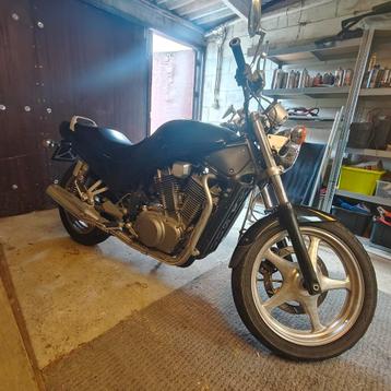 Suzuki vx800 Te koop/Ruil beschikbaar voor biedingen