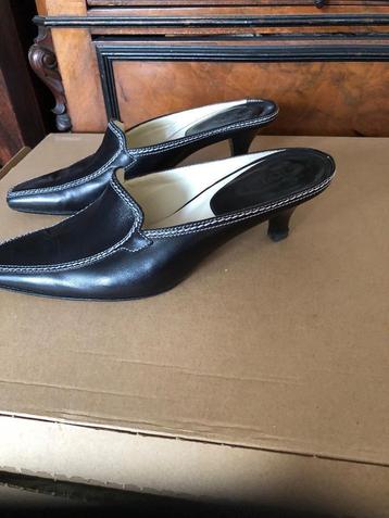 Tod’s schoenen . Tod’s een van de  mooiste merk ter werel beschikbaar voor biedingen
