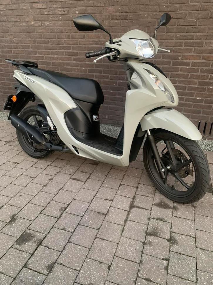 Honda Vision 110cc, Vélos & Vélomoteurs, Cyclomoteurs | Honda, Comme neuf, Enlèvement