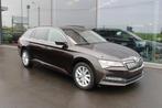 SKODA SUPERB 1,4 TSI IV-BENZ+CAMÉRA ELEKT-DSG-TREKH-JAUNE EN, Autos, Skoda, 5 places, Carnet d'entretien, Hybride Électrique/Essence