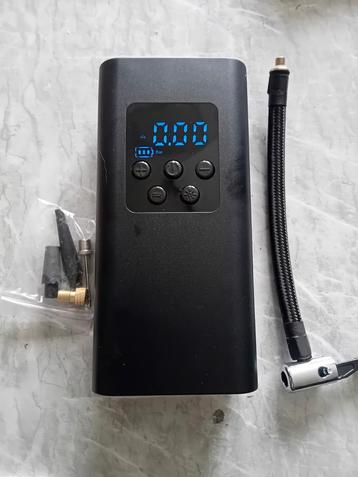 Regonfle pneu auto neuf rechargeable  beschikbaar voor biedingen