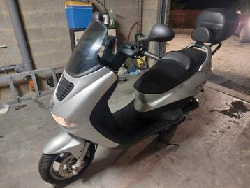 Scooter  100cc, Enlèvement, Comme neuf