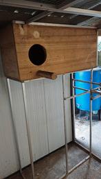 Nestbak, Enlèvement, Bois