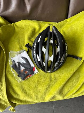 Giro AEON (59cm - 63cm) beschikbaar voor biedingen