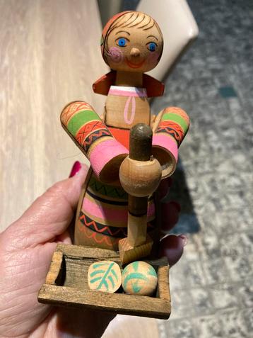 Houten beeldje, souvenir”Wij maken koolzuur.", Moskou. USSR, beschikbaar voor biedingen