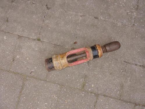 schuurvondst   kurken duwer antiek, Antiek en Kunst, Antiek | Gereedschap en Instrumenten, Ophalen