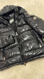 Moncler Maya puffer, Ophalen, Zo goed als nieuw, Maat 48/50 (M), Zwart