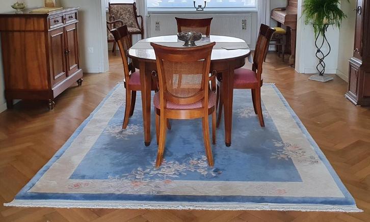 Zacht Aziatisch tapijt, Huis en Inrichting, Stoffering | Tapijten en Vloerkleden, Gebruikt, Beige, Ophalen
