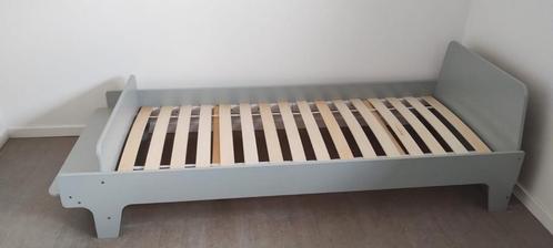 Grijs houten bed van La Redoute voor matras 190x90, Kinderen en Baby's, Kinderkamer | Bedden, Gebruikt, Lattenbodem, Ophalen