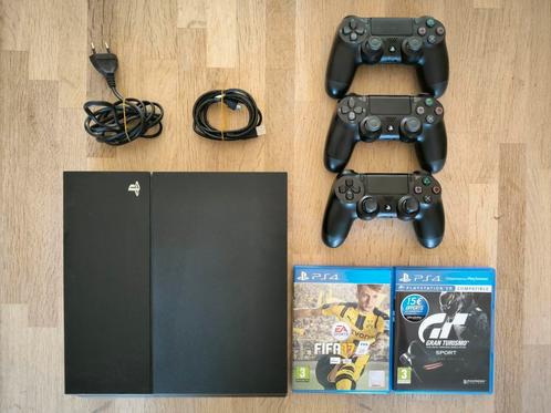 PS4 500GB - 3 controllers + FIFA 17 + Gran Turismo Sport, Games en Spelcomputers, Spelcomputers | Sony PlayStation 4, Zo goed als nieuw