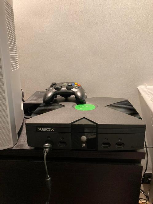 Xbox original , plus de 100 jeux intégrés, Games en Spelcomputers, Spelcomputers | Xbox Original, Zo goed als nieuw, Ophalen