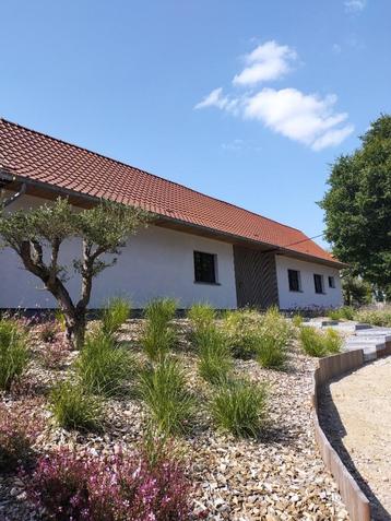 Nieuwe vakantiewoning tot 13 personen. beschikbaar voor biedingen
