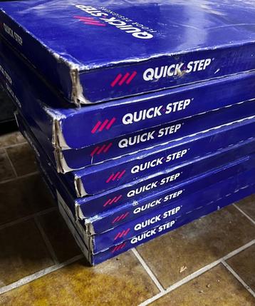 Nieuw lot Quick Step vinyl laminaat kleur eik, 15 m2 beschikbaar voor biedingen