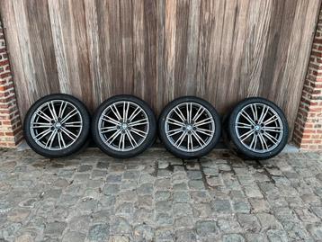 Set voor BMW 2, 3 en 4 serie G20, 21,22, 42 790M GEEN SCHADE beschikbaar voor biedingen
