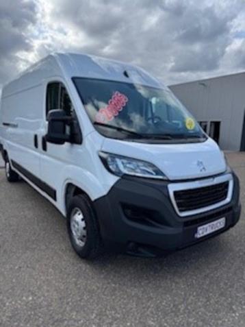 Peugeot boxer 2024 !! 17000 km !! netto € 20885 beschikbaar voor biedingen