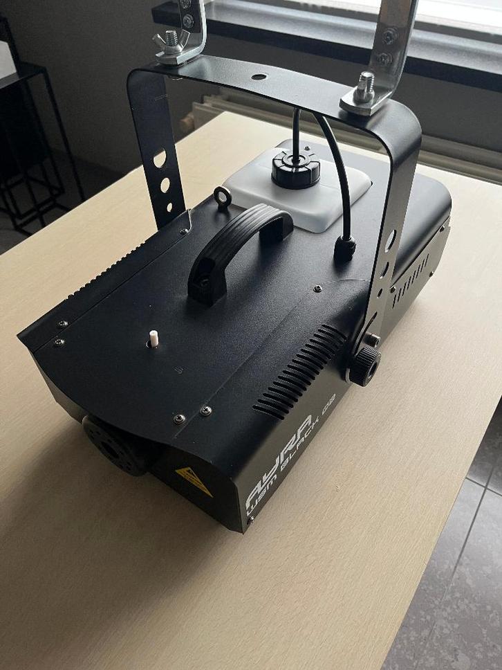 Ayra WSM Black 02 | Machine à fumée 1200 W, Musique & Instruments, Lumières & Lasers, Comme neuf, Détecteur de fumée, Enlèvement ou Envoi