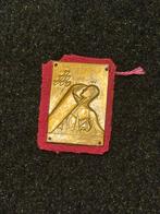Plaquette van armband luchtbescherming, Ophalen