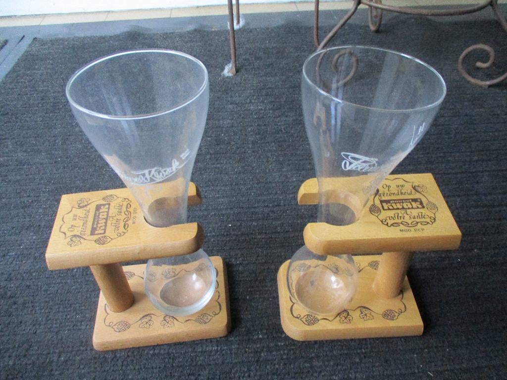 2 stuks glazen met houtenvoet  Pauwels  KWAK, Collections, Marques de bière, Neuf, Verre ou Verres, Autres marques, Enlèvement ou Envoi