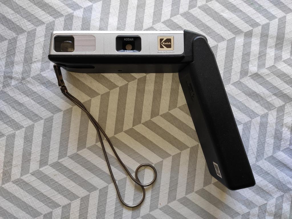ANCIEN APPAREIL PHOTO Kodak Ektra 250 camera (64283) EUR 24,00 - FR