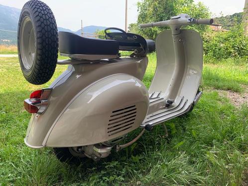 Oldtimer Vespa 1958 Volledig gerestaureerd 1e Eigenaar, Motos, Motos | Oldtimers & Ancêtres, Tourisme, jusqu'à 11 kW, 1 cylindre