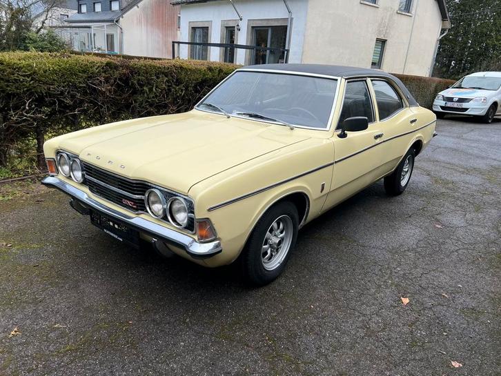 Ford Cortina MK3 GXL 1972 – Restaurée – Boîte Auto Révisée, Auto's, Ford, Particulier, Benzine, 5 deurs, Automaat, Wit, Zwart