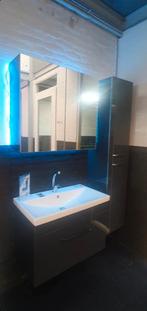 MOOI LUXE BADKAMER MEUBEL, Enlèvement