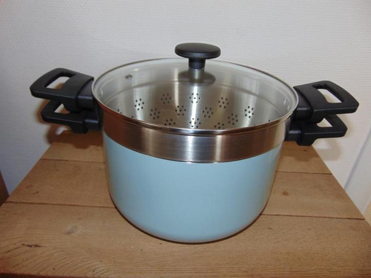 Kookpot met vergiet 5 liter in nieuwstaat, Huis en Inrichting, Keuken | Potten en Pannen, Zo goed als nieuw, Kookpan of Snelkookpan